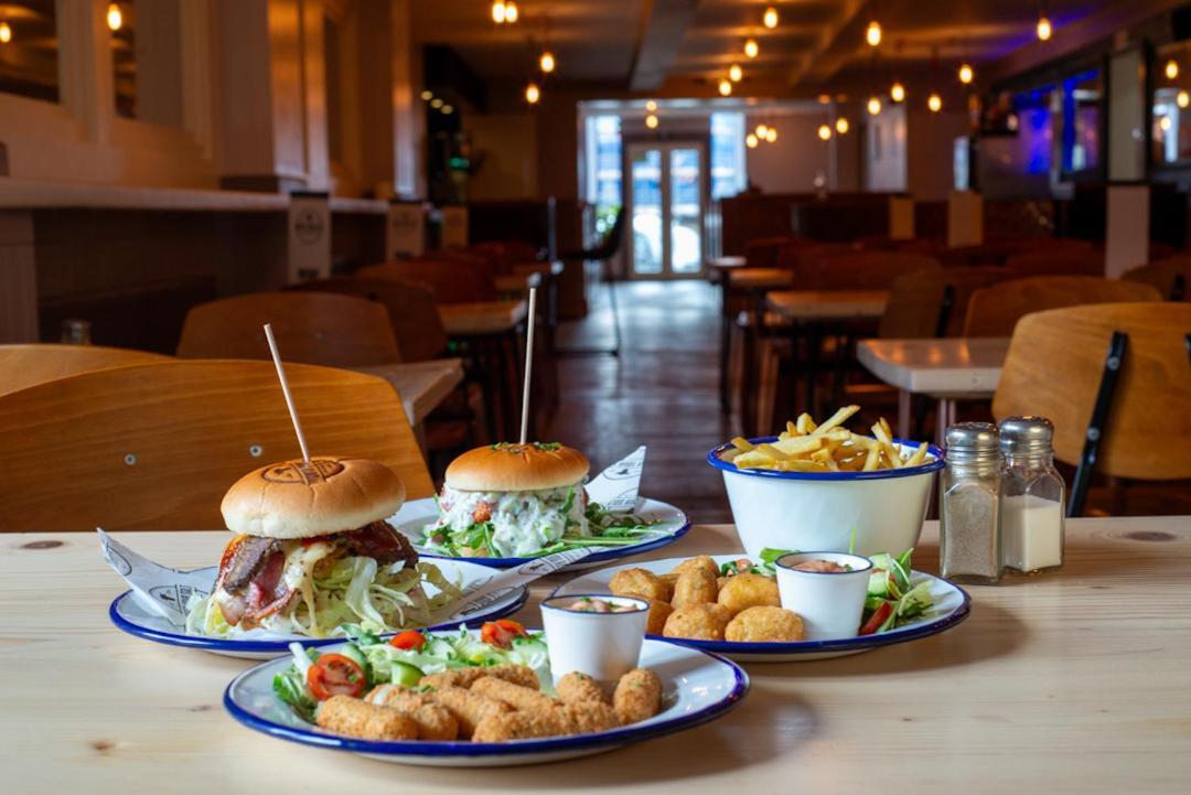 Hampton Hotel & Restaurant Llandrindod Wells Eksteriør bilde