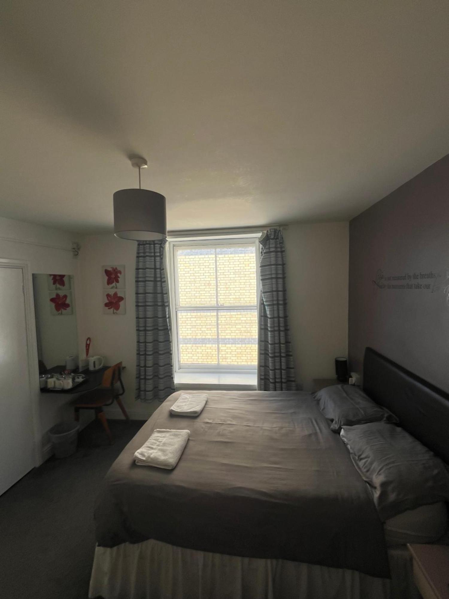 Hampton Hotel & Restaurant Llandrindod Wells Eksteriør bilde